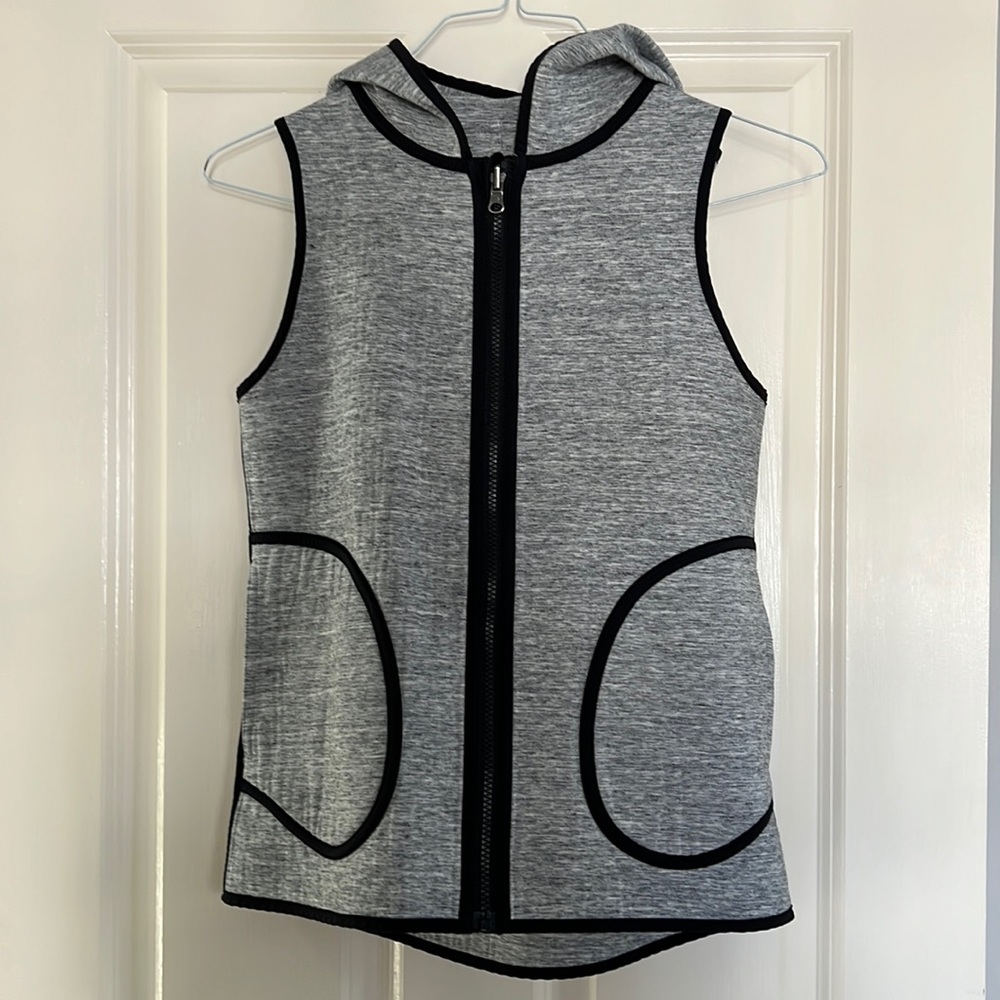 Lululemon grey hooded athletic vest